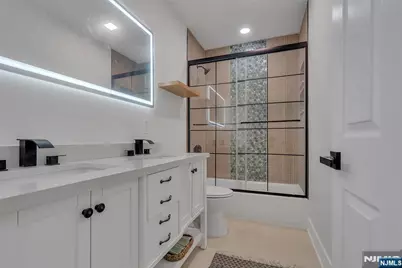 249 Hillside, Leonia, NJ 07605 - Photo 22