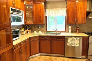 256 Teaneck Rd, Ridgefield Park, NJ 07660 - Photo 14