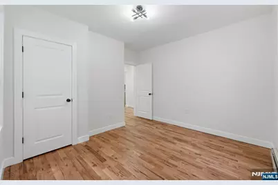 203-205 Hansbury, Newark, NJ 07112 - Photo 14