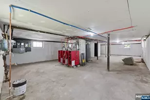 203-205 Hansbury, Newark, NJ 07112 - Photo 44