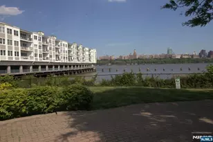 340 The Promenade, Edgewater, NJ 07020 - Photo 44