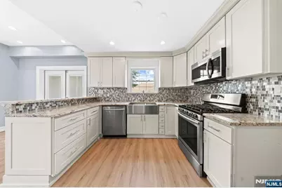 566 2nd Street, Carlstadt, NJ 07072 - Photo 10