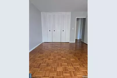 2348 Linwood Avenue 3L #3L, Fort Lee, NJ 07024 - Photo 12