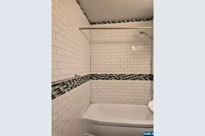 2348 Linwood Avenue 3L #3L, Fort Lee, NJ 07024 - Photo 8
