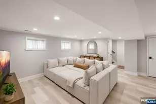 34 N Middletown Rd, Montvale, NJ 07645 - Photo 32