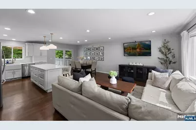 34 N Middletown Road, Montvale, NJ 07645 - Photo 10