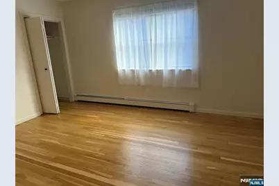 204 Terhune 204C #204C, Lodi, NJ 07644 - Photo 6