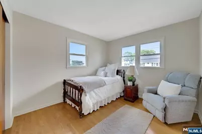 11 Monnett Street, Little Ferry, NJ 07643 - Photo 16