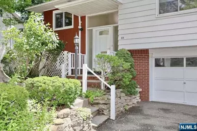 65 Haven Avenue, Bergenfield, NJ 07621 - Photo 2