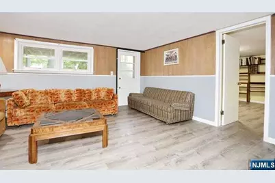65 Haven Avenue, Bergenfield, NJ 07621 - Photo 18