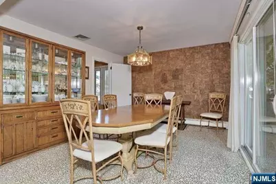 65 Haven Avenue, Bergenfield, NJ 07621 - Photo 6
