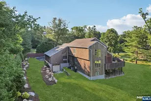 22 W Iron Latch, Upper Saddle River, NJ 07458 - Photo 48