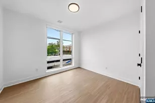 561-565 Broadway D, Westwood, NJ 07675 - Photo 10