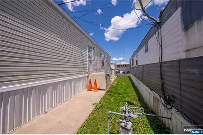 47 Helen, Moonachie, NJ 07074 - Photo 12