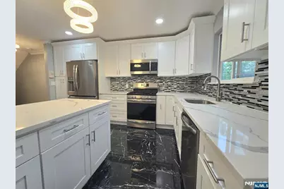 174 Palisade Avenue 109 #109, Garfield, NJ 07026 - Photo 8