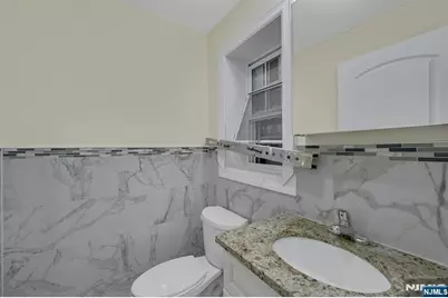 58 Vermont Avenue, Newark, NJ 07106 - Photo 20