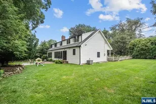 107 Highland Ave, Ridgewood, NJ 07450 - Photo 24