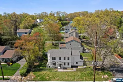 390 Pascack Road, Washington Township, NJ 07676 - Photo 34