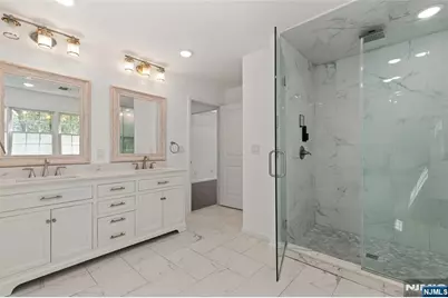 390 Pascack Road, Washington Township, NJ 07676 - Photo 18