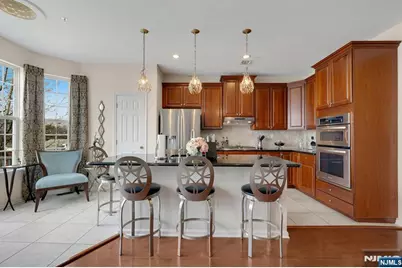 5 Creekside Court, Secaucus, NJ 07094 - Photo 18