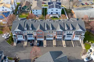 5 Creekside Ct, Secaucus, NJ 07094 - Photo 36