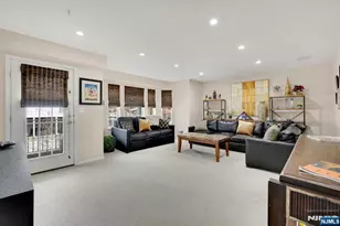 5 Creekside Ct, Secaucus, NJ 07094 - Photo 30