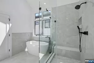 2189 Jones Rd, Fort Lee, NJ 07024 - Photo 16