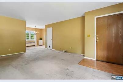 18 Wedgewood Drive 25 #25, Verona, NJ 07044 - Photo 6