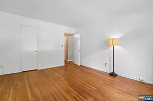 18 Wedgewood Dr 25, Verona, NJ 07044 - Photo 20