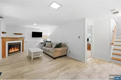8 Nottingham Drive, East Brunswick Township, NJ 08816 - Photo 12