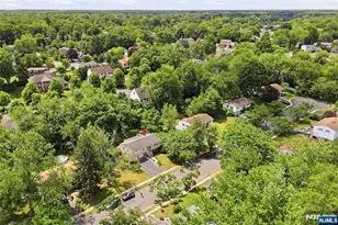 8 Nottingham Dr, East Brunswick Township, NJ 08816 - Photo 18