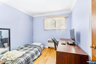 777 Washington Ave, Washington Township, NJ 07676 - Photo 18