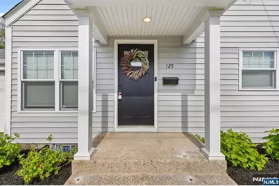 125 N 1st Street, Bergenfield, NJ 07621 - Photo 2