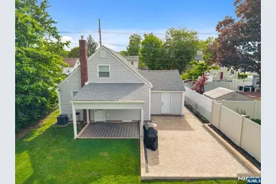 125 N 1st Street, Bergenfield, NJ 07621 - Photo 42