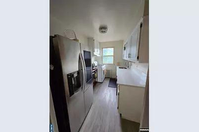 125 E Clinton Avenue 3B #3B, Bergenfield, NJ 07621 - Photo 4