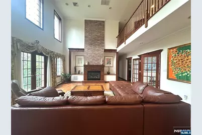 604 Grandview Terrace, Franklin Lakes, NJ 07417 - Photo 8