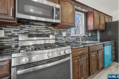 254 Lexington Avenue 2 #2, Dumont, NJ 07628 - Photo 6