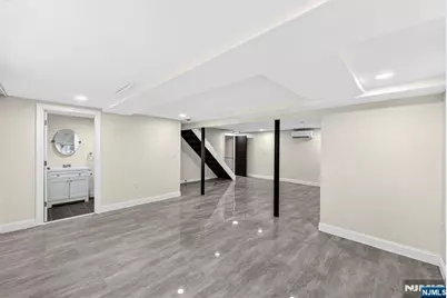 11 Franklin Street, Mahwah, NJ 07430 - Photo 24