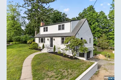 11 Franklin Street, Mahwah, NJ 07430 - Photo 2