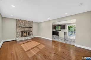 11 Franklin St, Mahwah, NJ 07430 - Photo 8