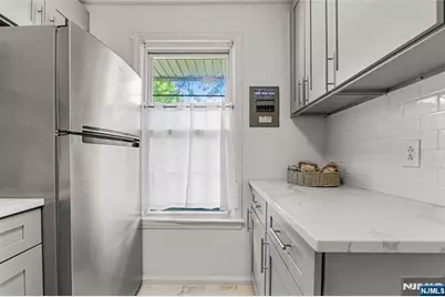23-08 Howard D #D, Fair Lawn, NJ 07410 - Photo 10