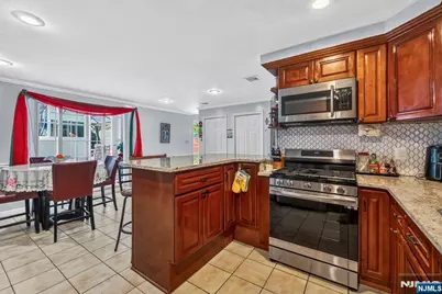509-511 Ridge Street, Newark, NJ 07104 - Photo 12