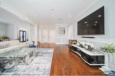 897 Virgil Avenue, Ridgefield, NJ 07657 - Photo 16