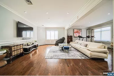 897 Virgil Avenue, Ridgefield, NJ 07657 - Photo 10