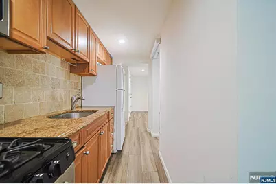 897 Virgil Avenue, Ridgefield, NJ 07657 - Photo 46