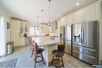 897 Virgil Avenue, Ridgefield, NJ 07657 - Photo 28