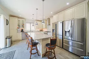 897 Virgil Ave, Ridgefield, NJ 07657 - Photo 28