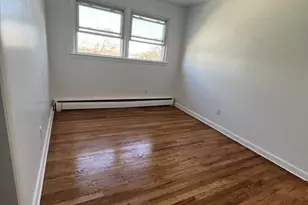 117 Feronia Way 2nd Floor, Rutherford, NJ 07070 - Photo 14