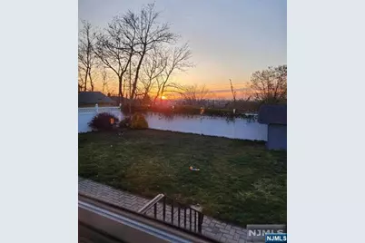 117 Feronia Way 2nd Floor #2nd floor, Rutherford, NJ 07070 - Photo 20