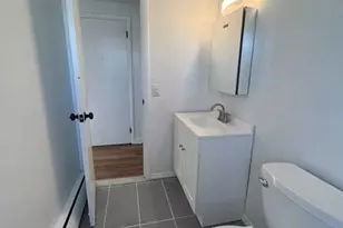 117 Feronia Way 2nd Floor, Rutherford, NJ 07070 - Photo 12